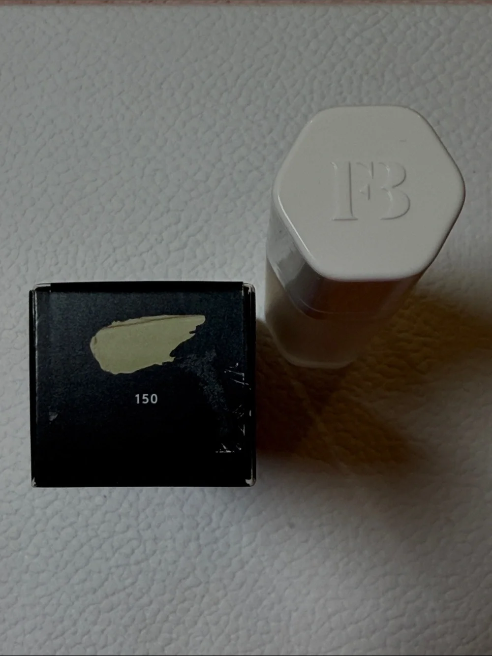 Fenty Beauty Soft'Lit Foundation - Black